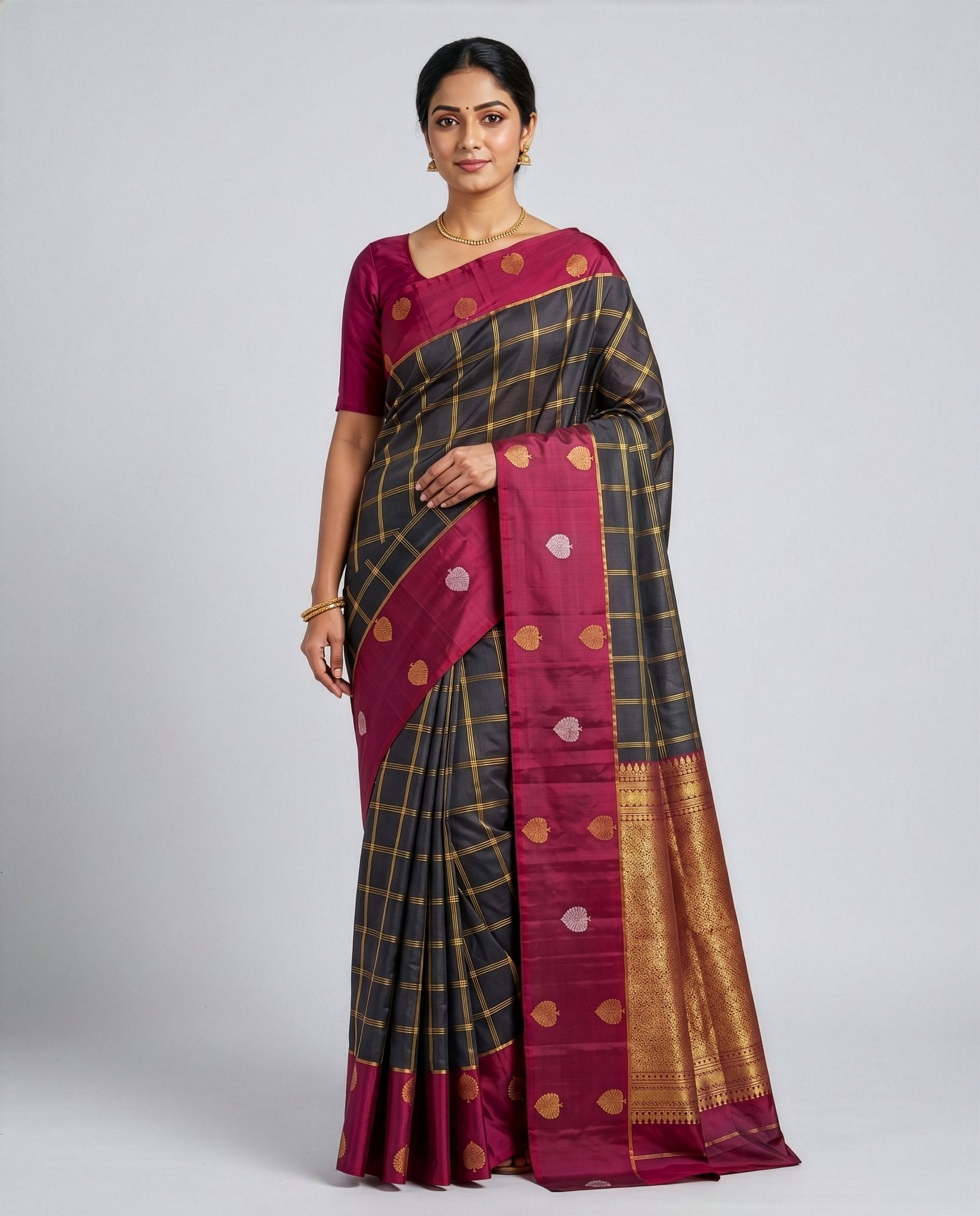 Midnight Navy Blue Pure Silk Kanchipuram Saree - Nirzara