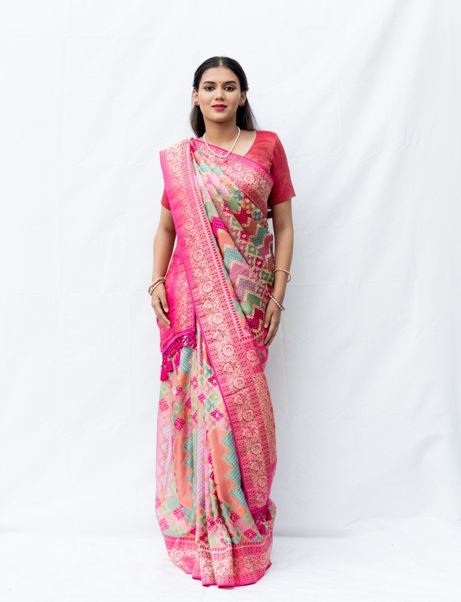 Pink Pure Georgette Silk Banarasi Saree - Nirzara